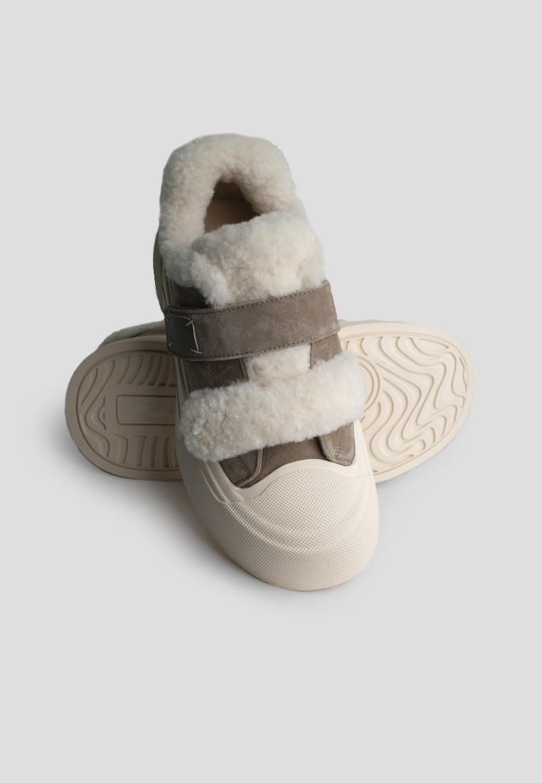 Кеди з хутром жіночі shoeslovers.com.ua