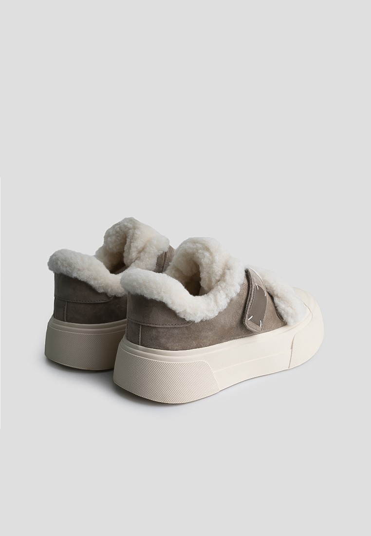 Кеди з хутром жіночі shoeslovers.com.ua