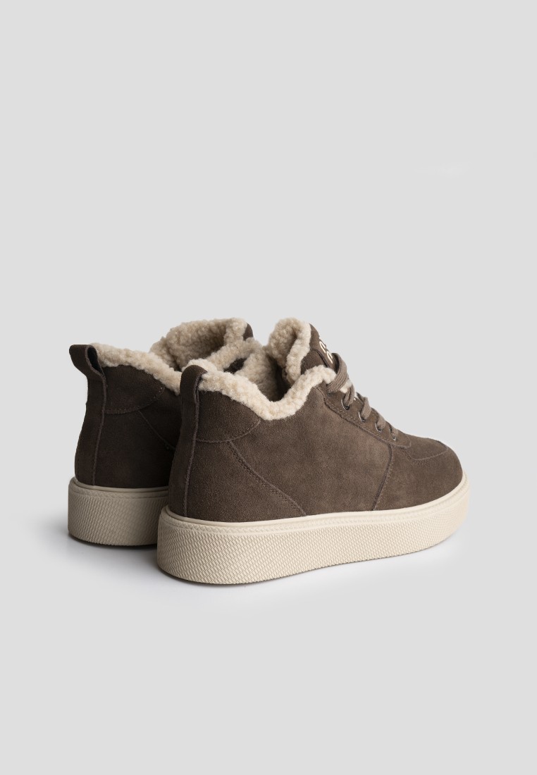 Кеди з хутром жіночі