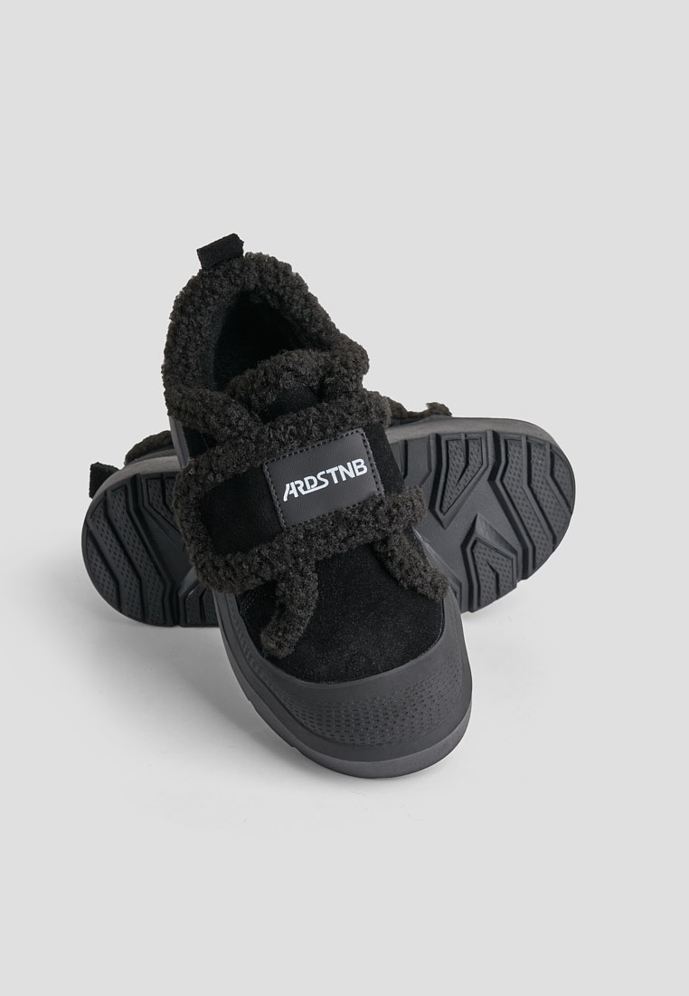 Кеди з хутром жіночі shoeslovers.com.ua