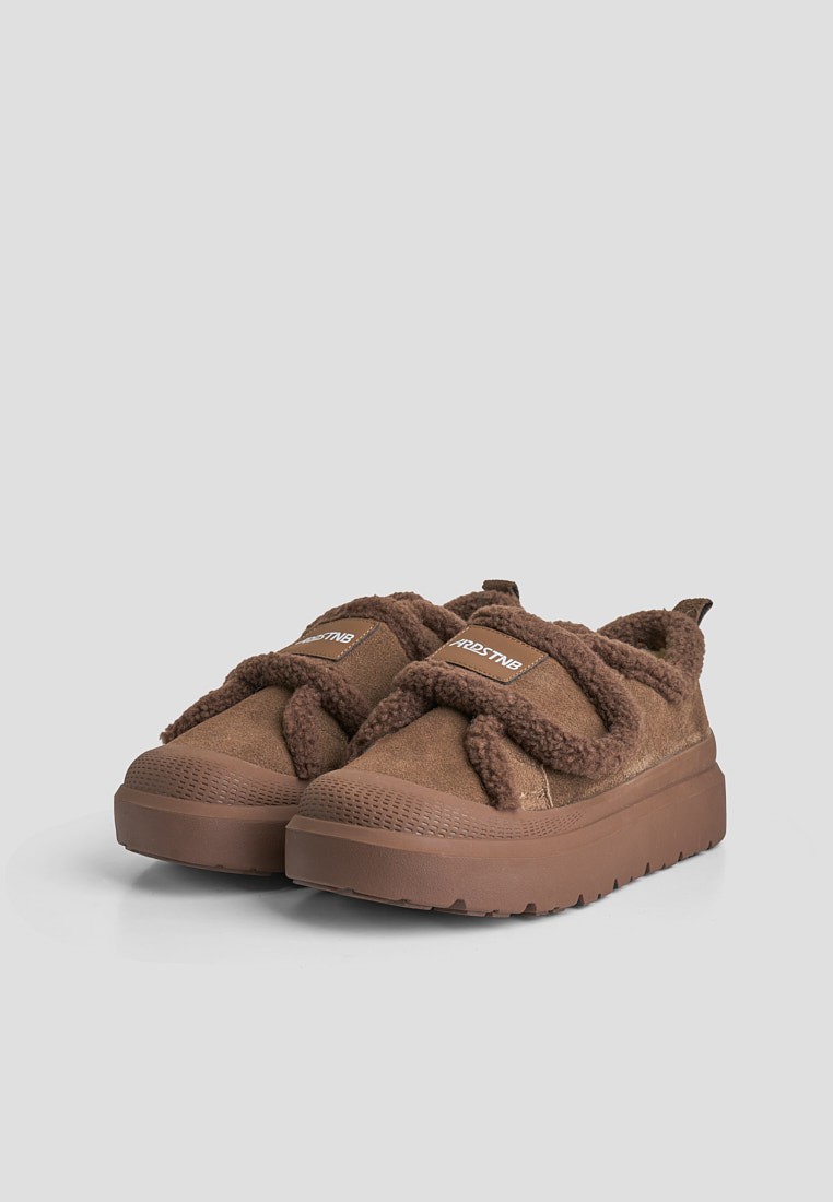 Кеди з хутром жіночі shoeslovers.com.ua