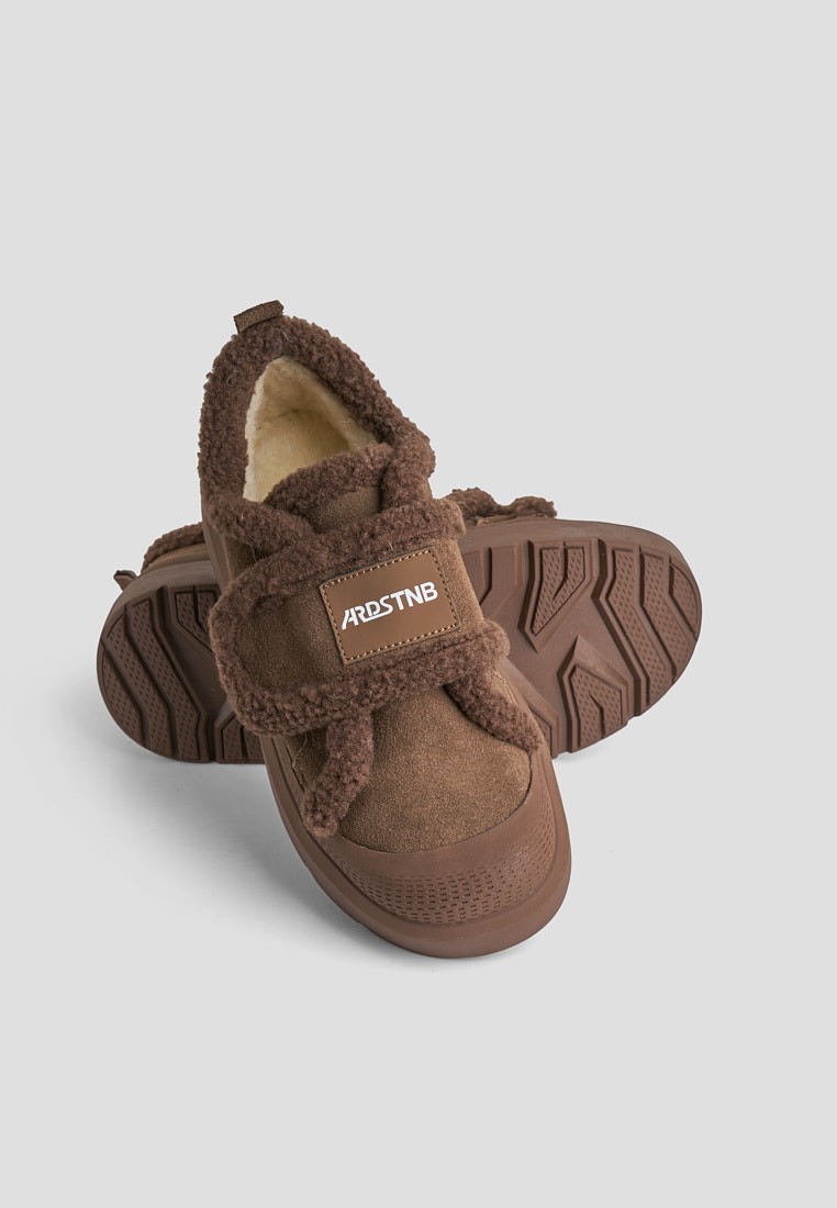 Кеди з хутром жіночі shoeslovers.com.ua