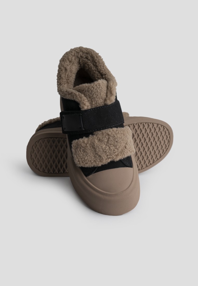 Кеди з хутром жіночі shoeslovers.com.ua