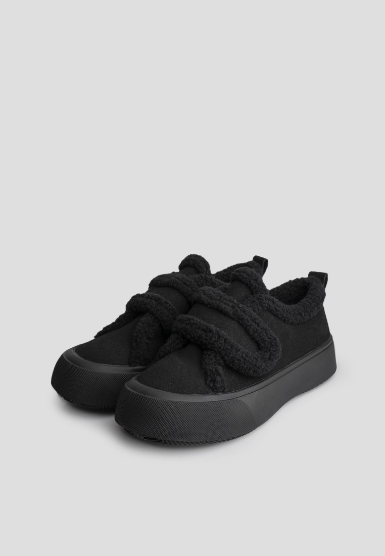 Кеди з хутром жіночі shoeslovers.com.ua