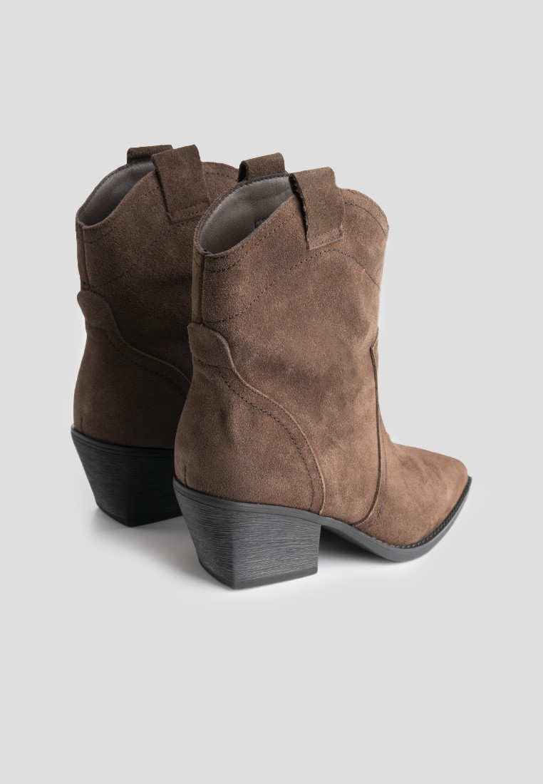 Козаки замшеві жіночі shoeslovers.com.ua