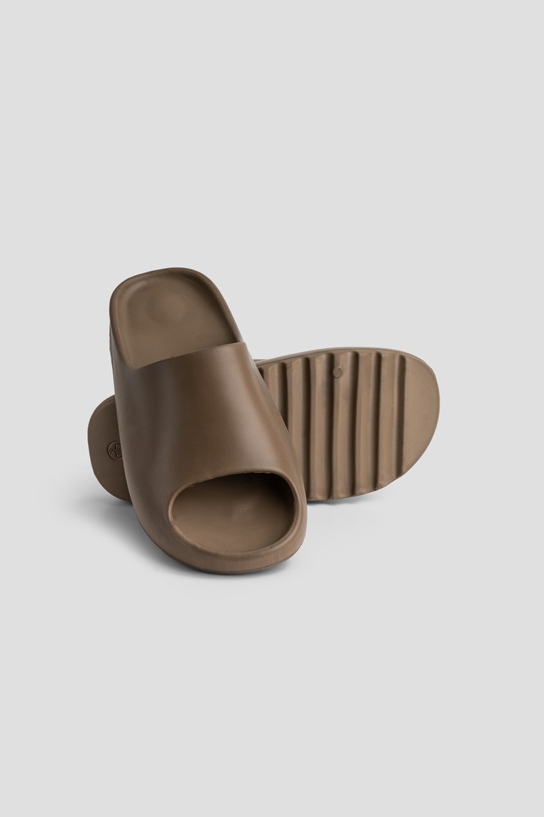 Шльопанці жіночі shoeslovers.com.ua