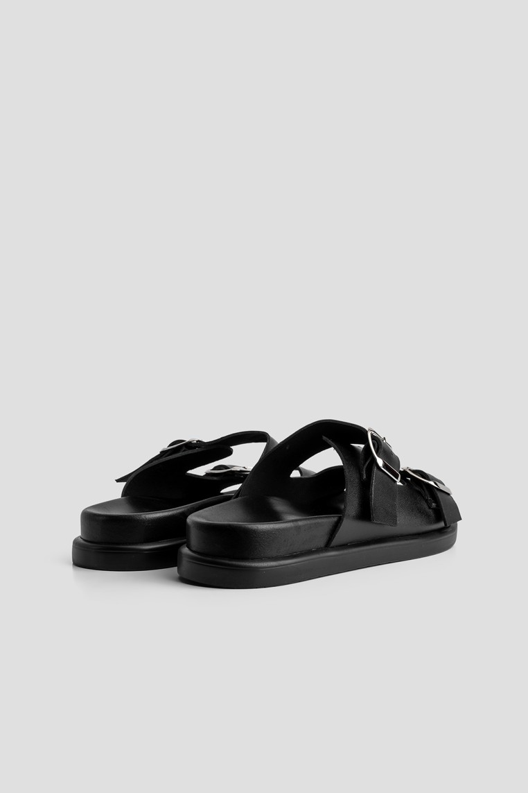 Шльопанці шкіряні жіночі shoeslovers.com.ua