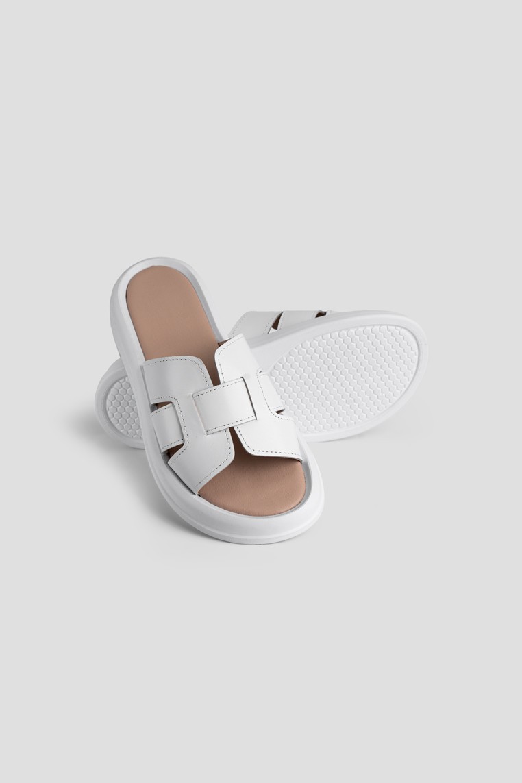 Шльопанці шкіряні жіночі shoeslovers.com.ua