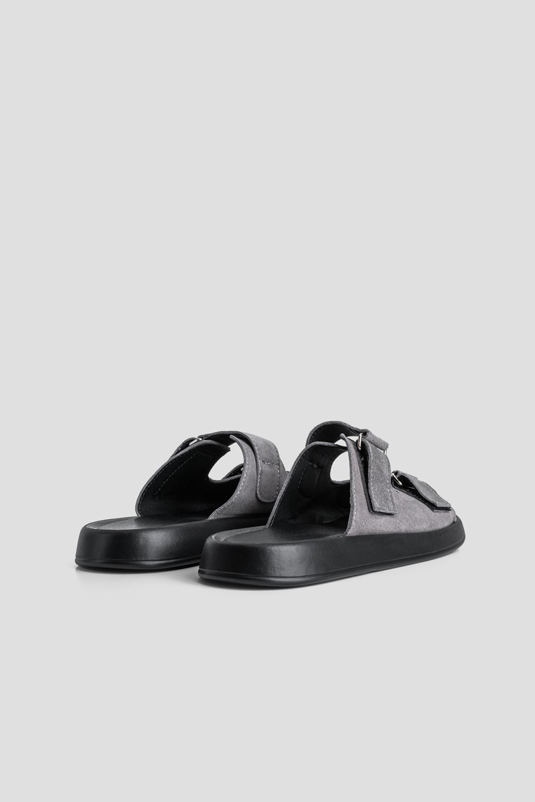 Шльопанці шкіряні жіночі shoeslovers.com.ua