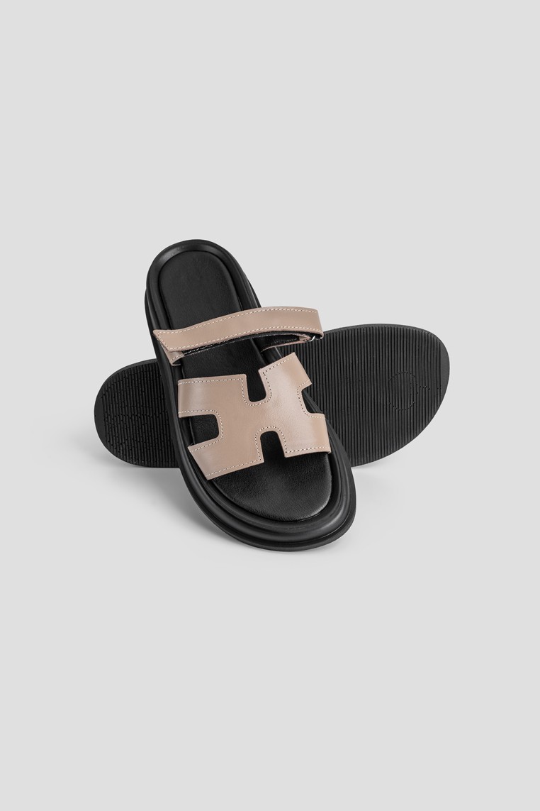 Шльопанці шкіряні жіночі shoeslovers.com.ua