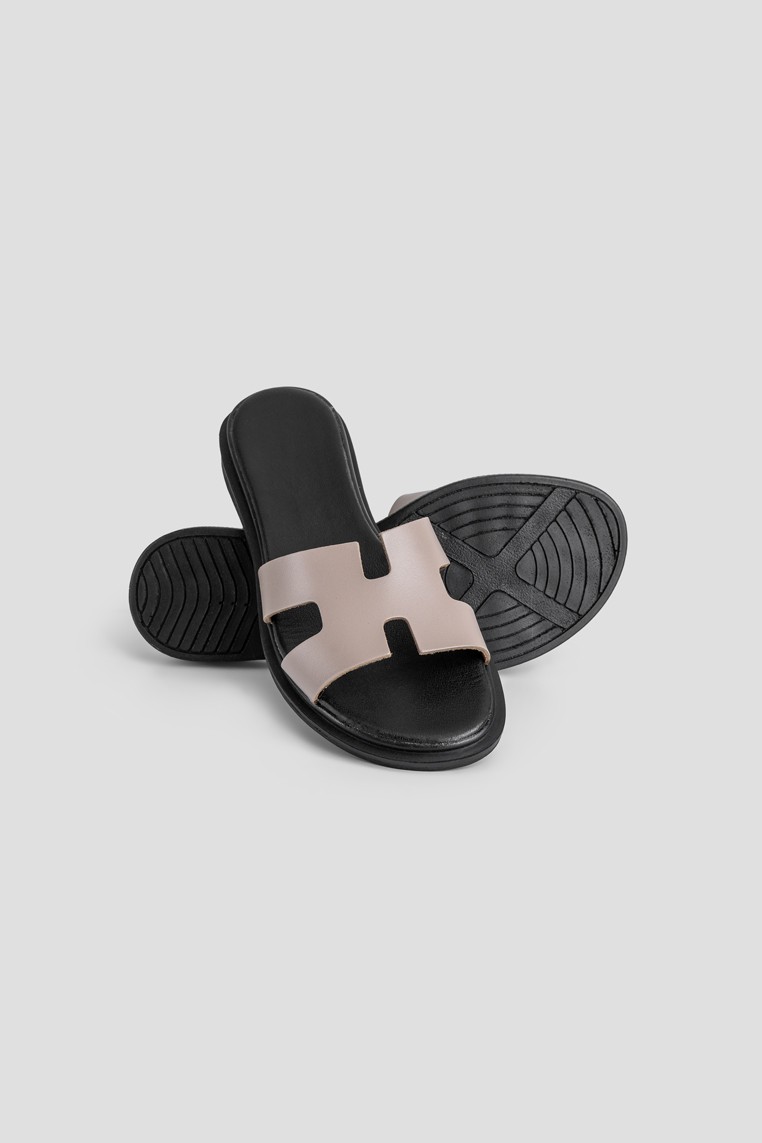 Шльопанці шкіряні жіночі shoeslovers.com.ua