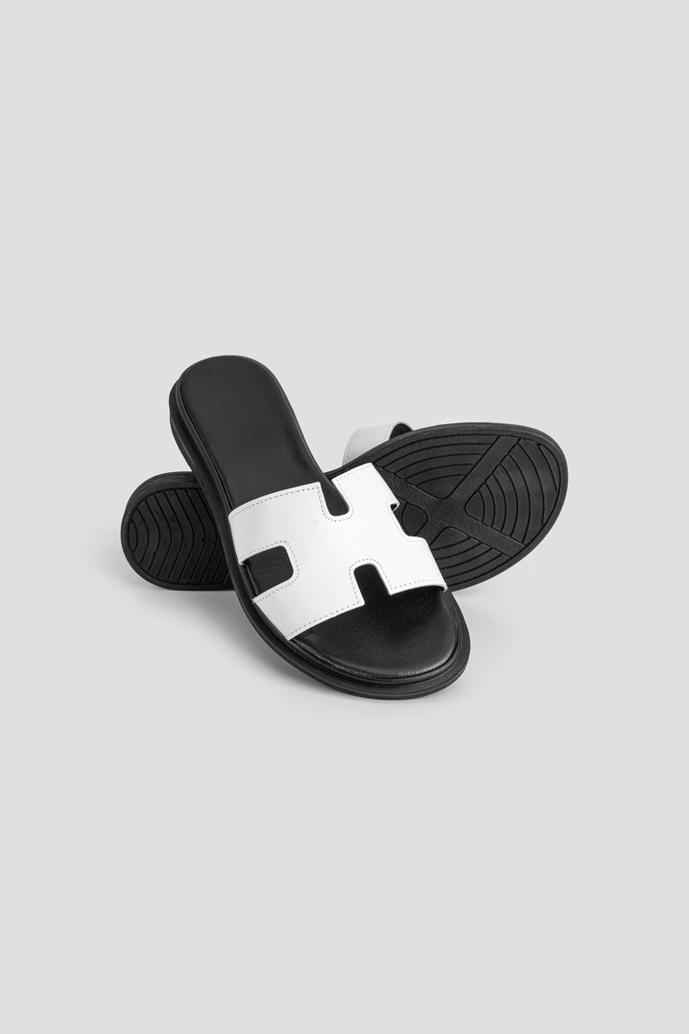 Шльопанці шкіряні жіночі shoeslovers.com.ua