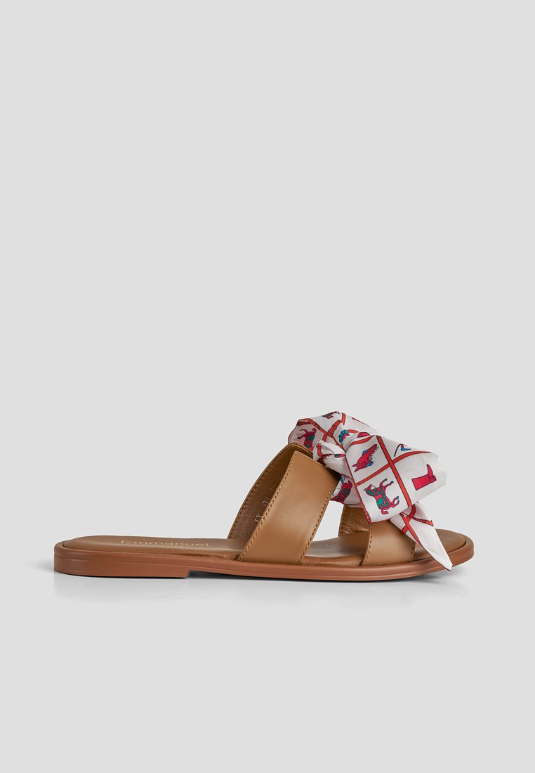 Шльопанці шкіряні жіночі shoeslovers.com.ua