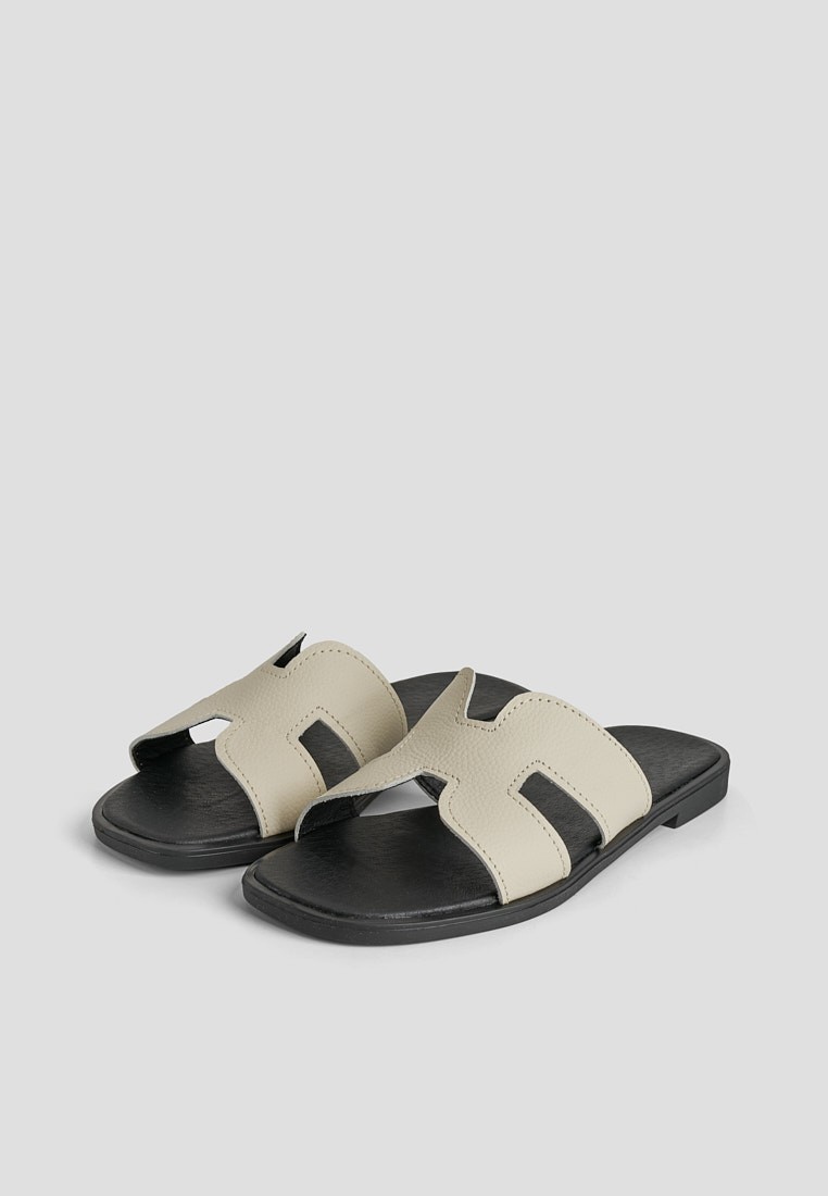 Шльопанці шкіряні жіночі shoeslovers.com.ua