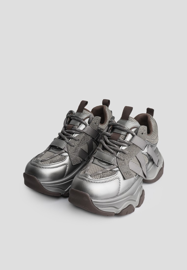 Кросівки шкіряні жіночі shoeslovers.com.ua