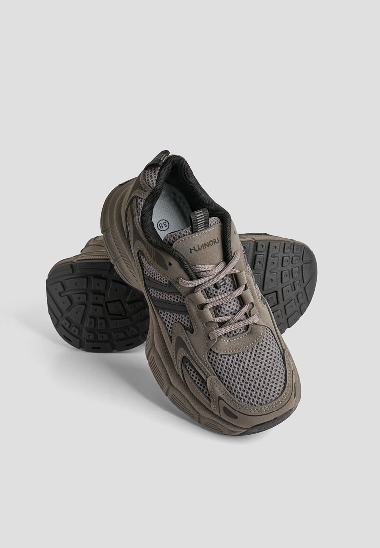 Кросівки жіночі shoeslovers.com.ua