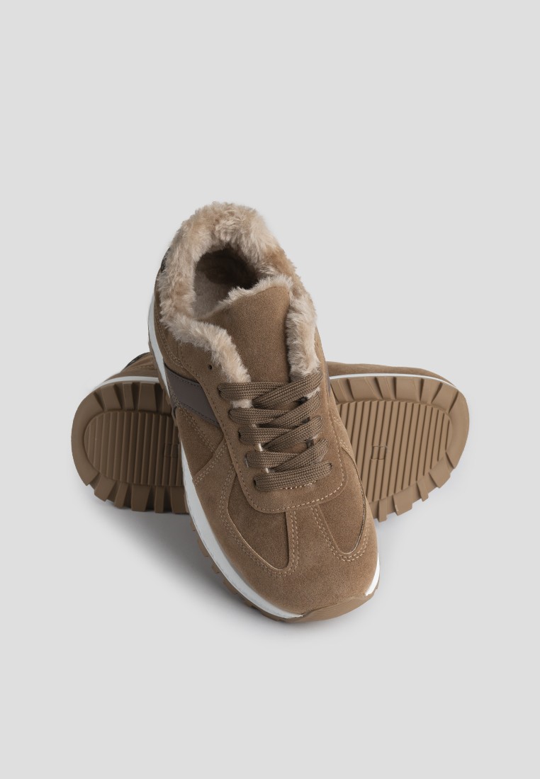 Кросівки з хутром жіночі shoeslovers.com.ua