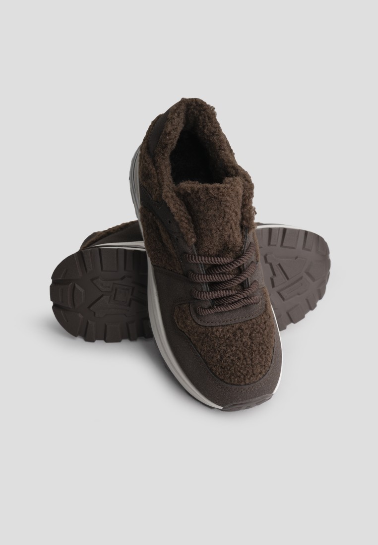 Кросівки з хутром жіночі shoeslovers.com.ua