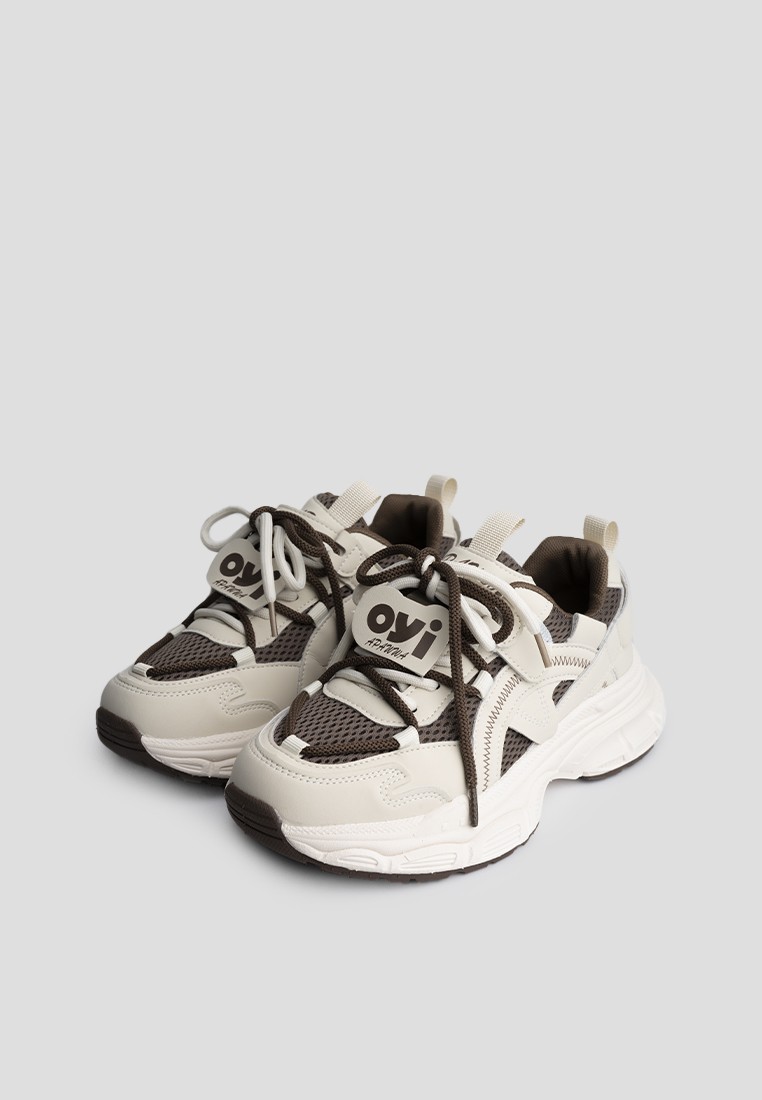 Кросівки шкіряні жіночі shoeslovers.com.ua