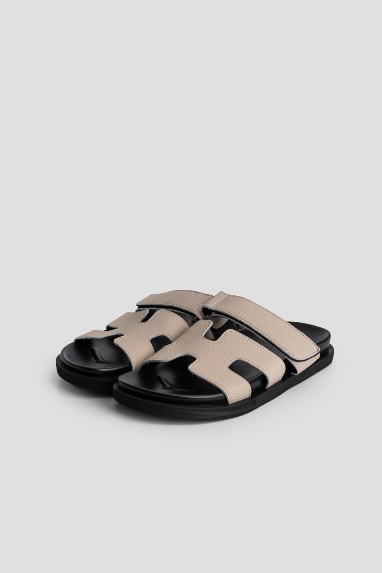 Шльопанці шкіряні жіночі shoeslovers.com.ua