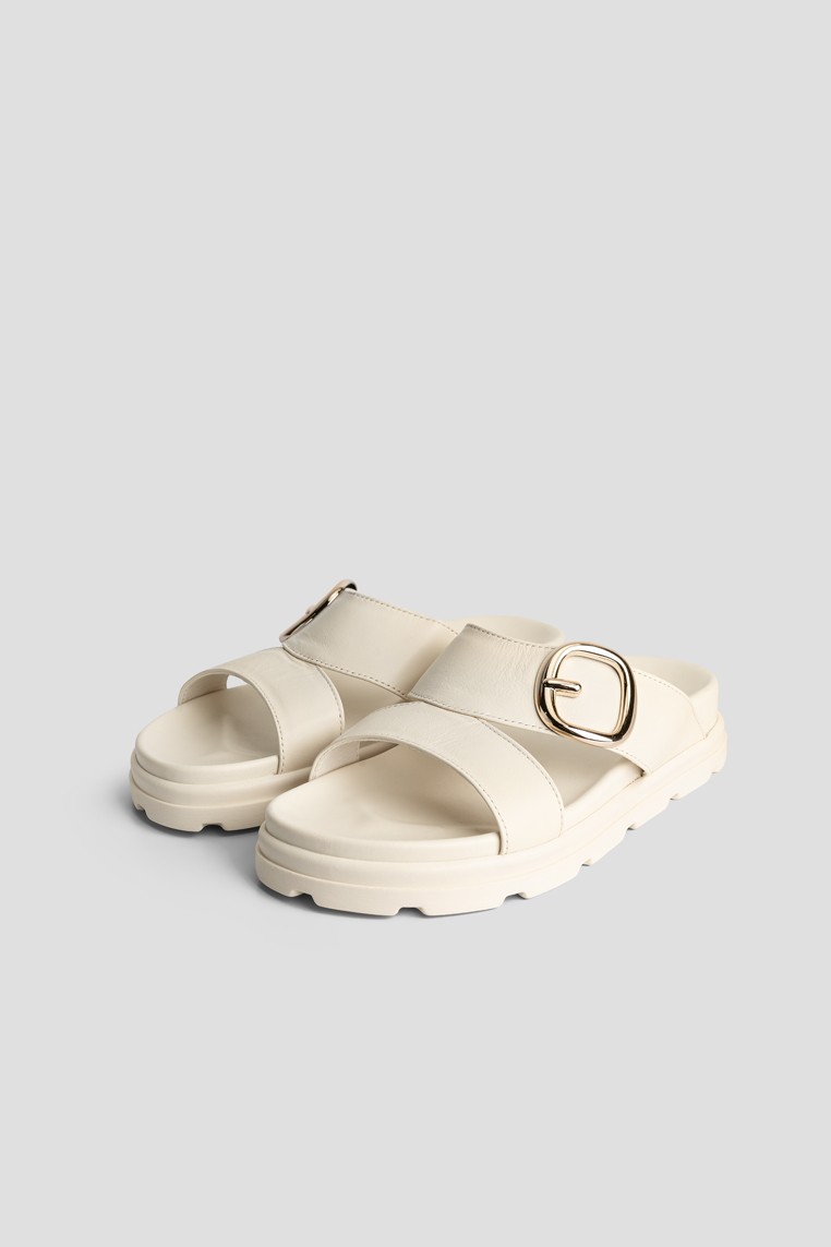 Шльопанці шкіряні жіночі shoeslovers.com.ua