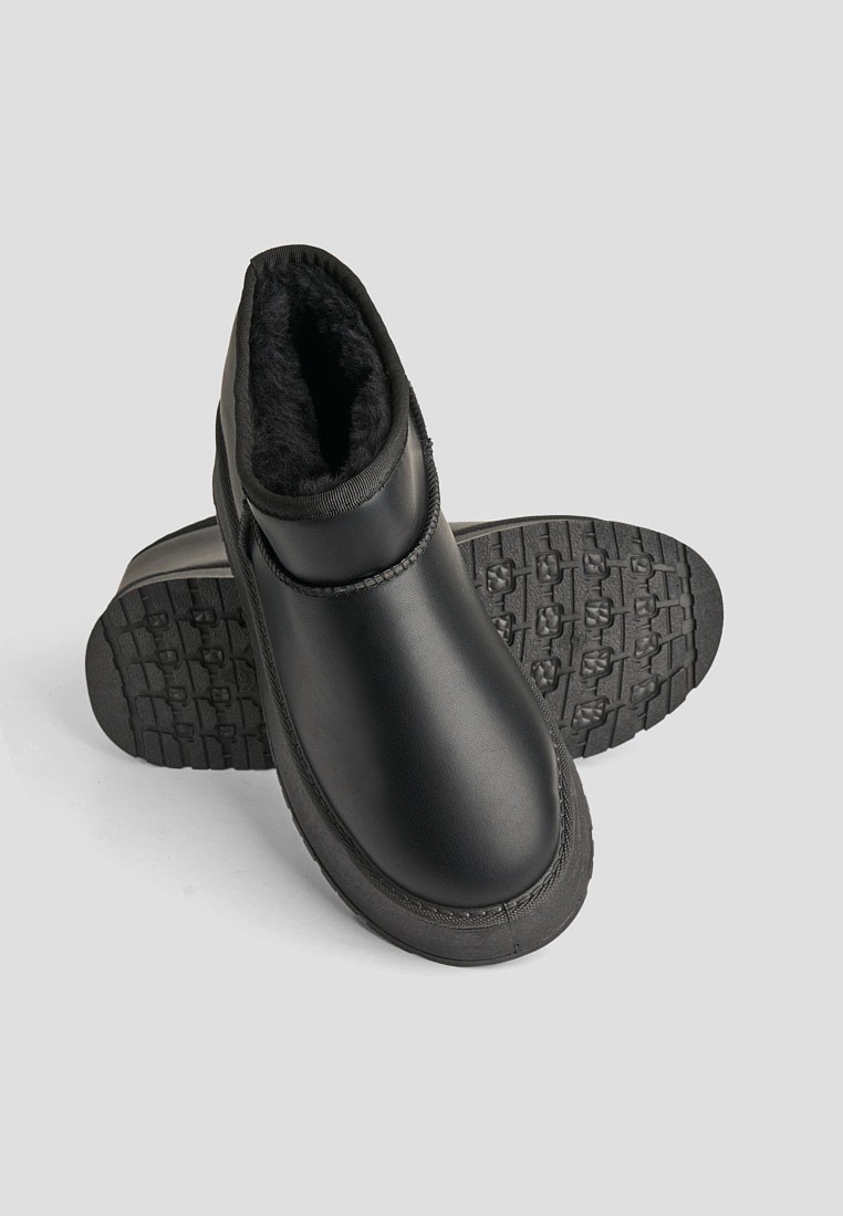 Уггі з хутром жіночі shoeslovers.com.ua