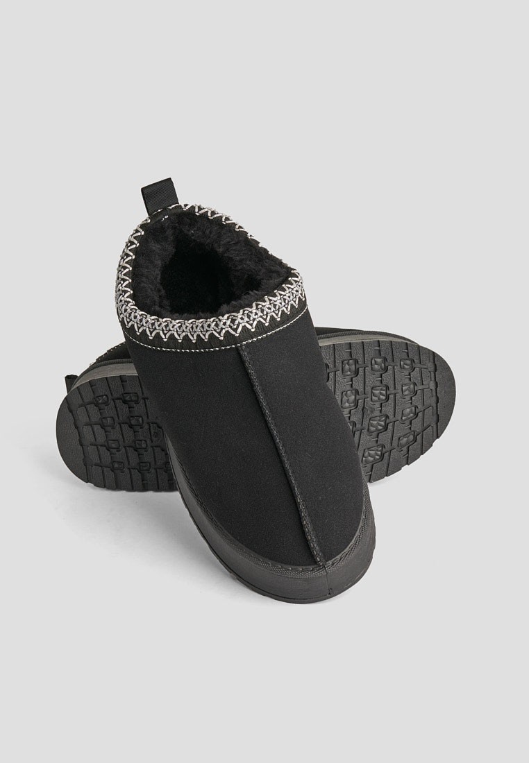 Уггі з хутром жіночі shoeslovers.com.ua