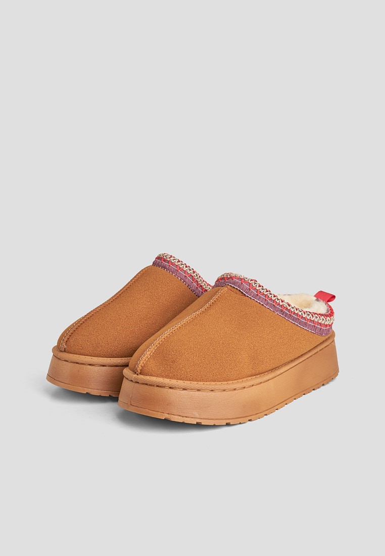 Уггі з хутром жіночі shoeslovers.com.ua