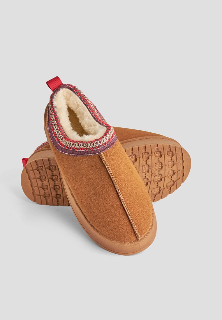 Уггі з хутром жіночі shoeslovers.com.ua